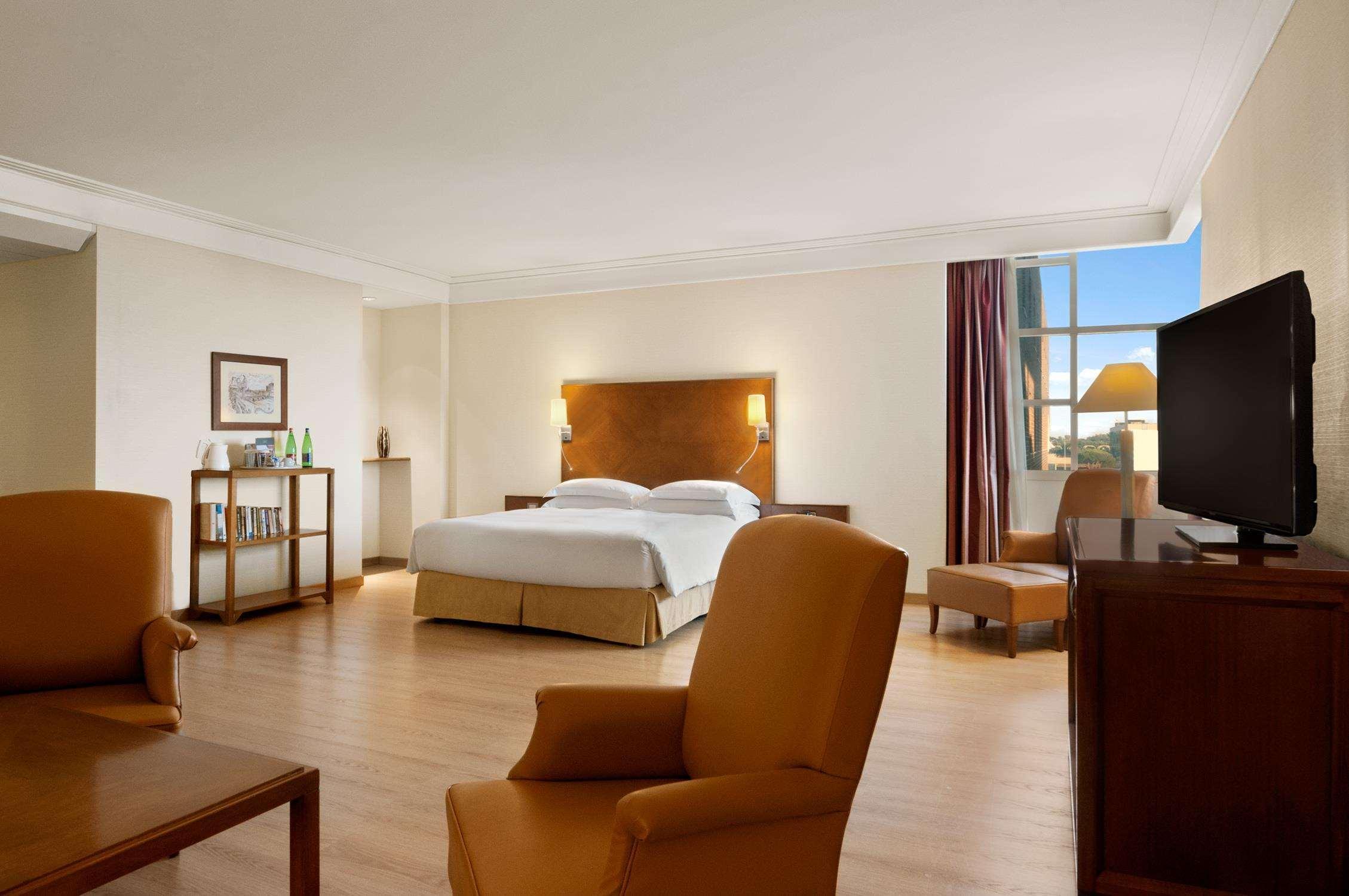 Hotel Hilton Rome Airport Fiumicino Esterno foto
