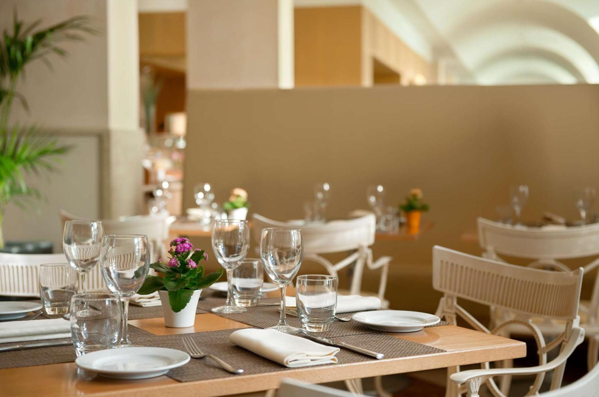 Hotel Hilton Rome Airport Fiumicino Esterno foto